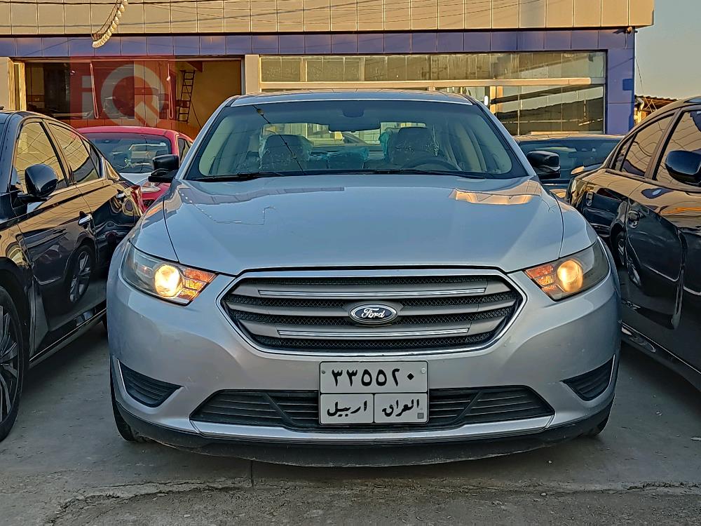فورد تورس